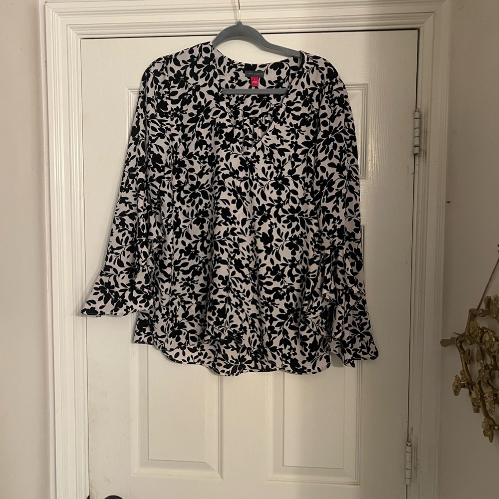 Floral Black and White Women's Top